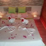 Nuri's Hotel
