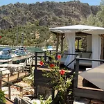 Nuri's Hotel Bayindir (Izmir)