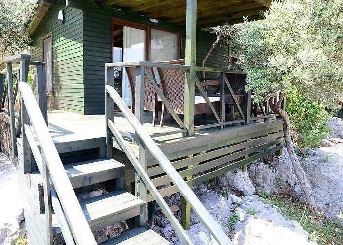 Nuri's Hotel Bayindir (Izmir)