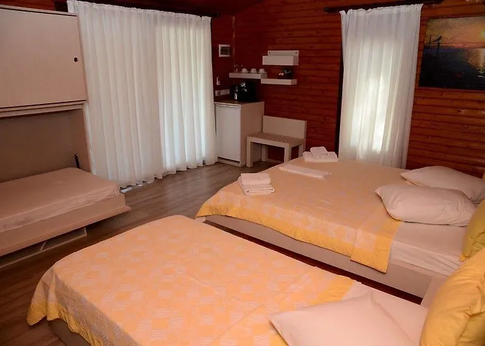 Nuri's * Bayindir (Izmir)