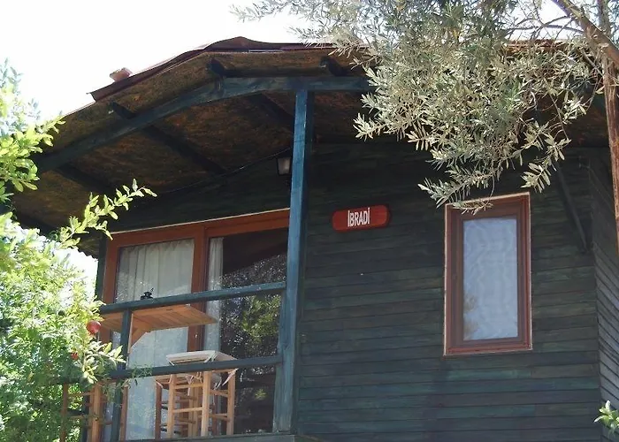 Hotel Nuri's Bayindir (Izmir)